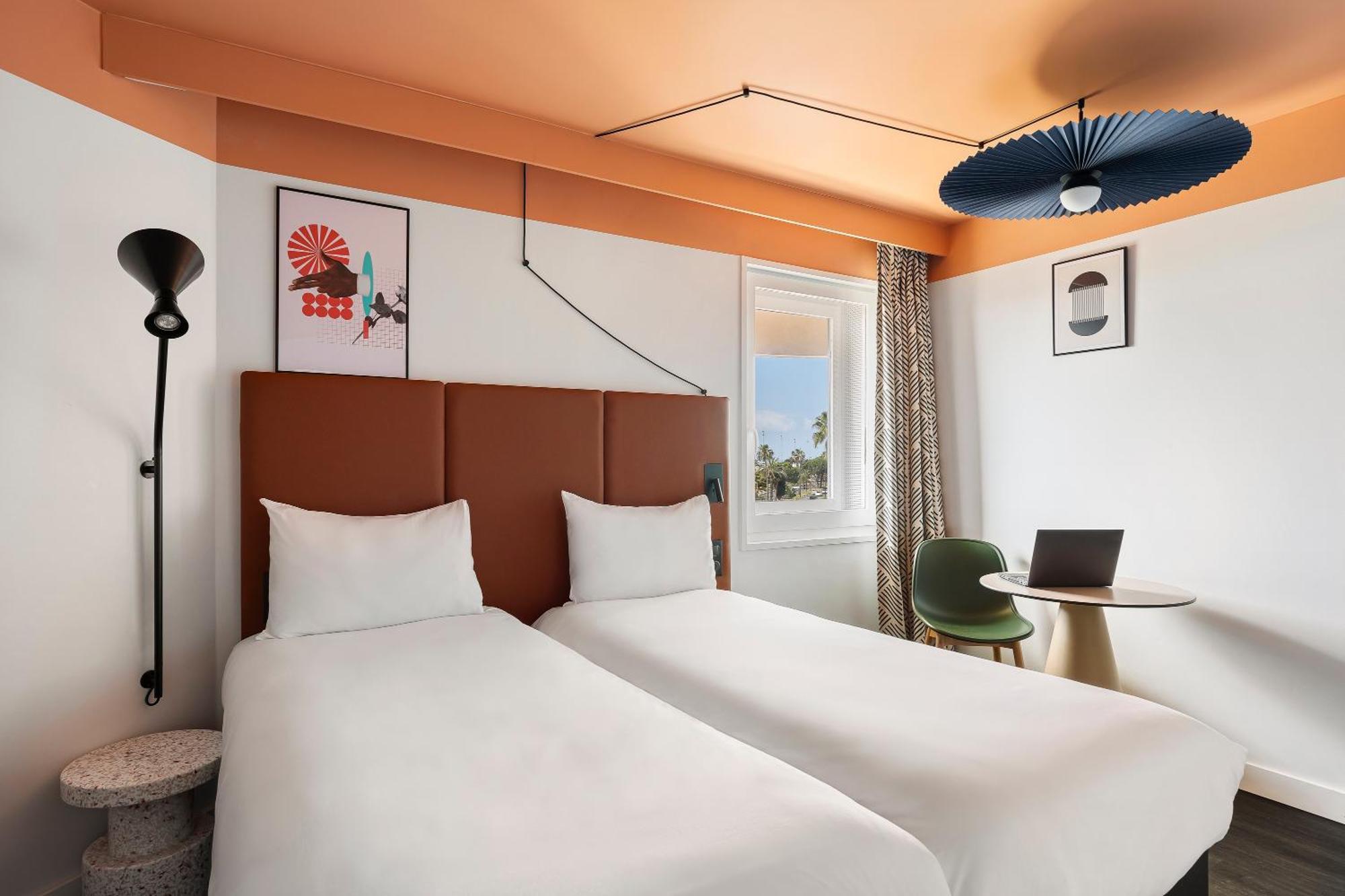 Ibis Aeroport Promenade Des Anglais 3*