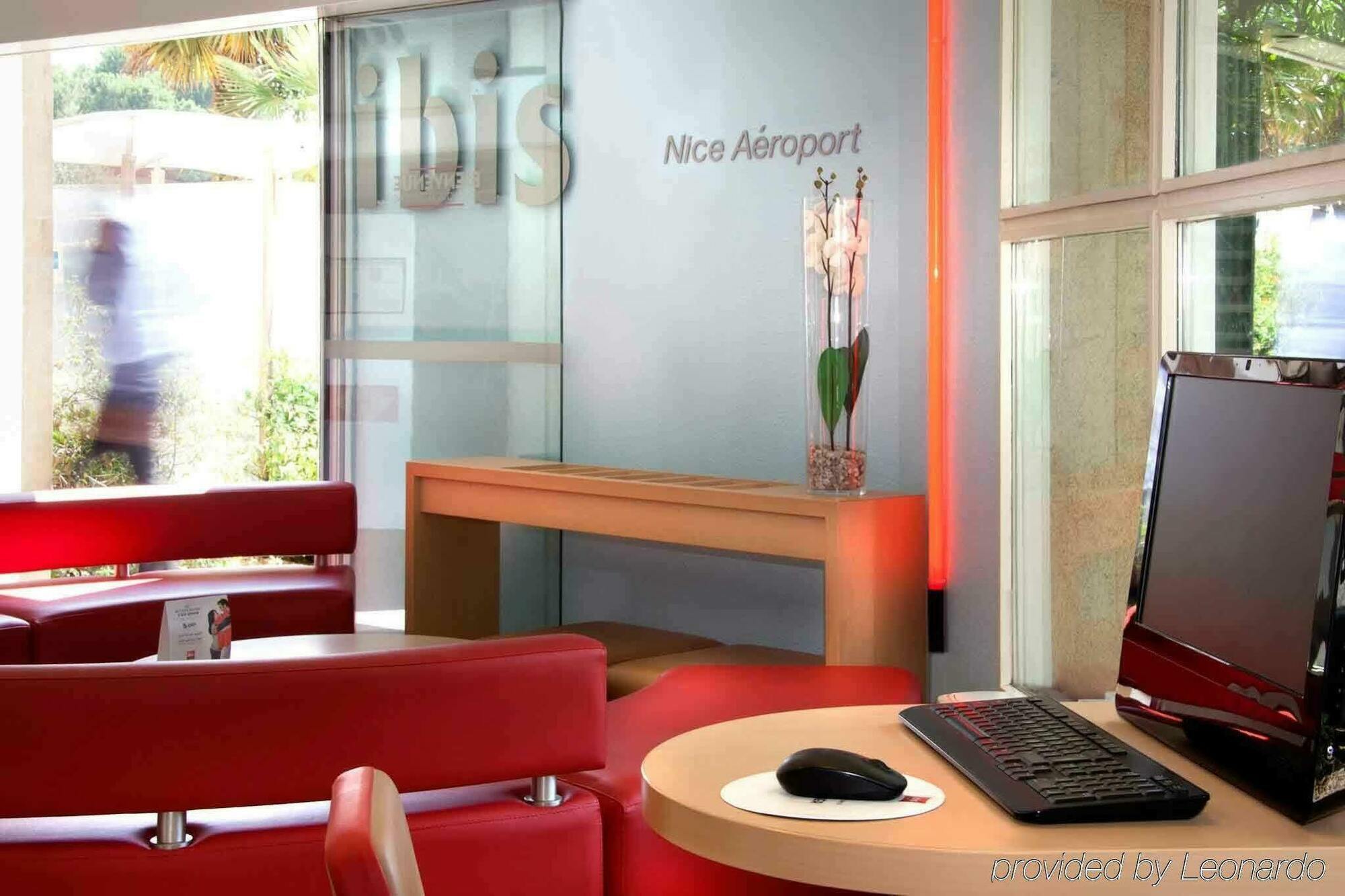 Hotell Ibis Aeroport Promenade Des 3*