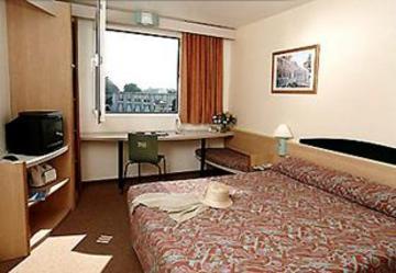 Hotel Ibis Aeroport Promenade Des Nice